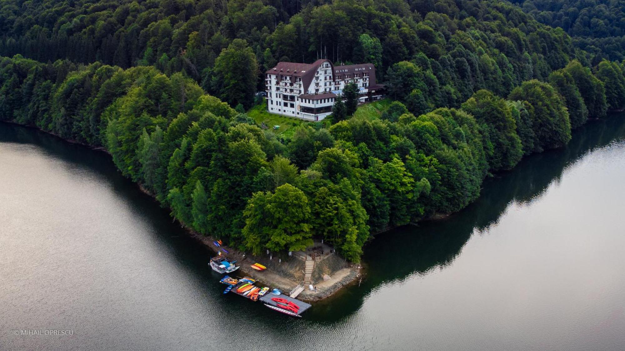 Hotel Valea Cu Pesti Căpăţîneni-Ungureni Zewnętrze zdjęcie