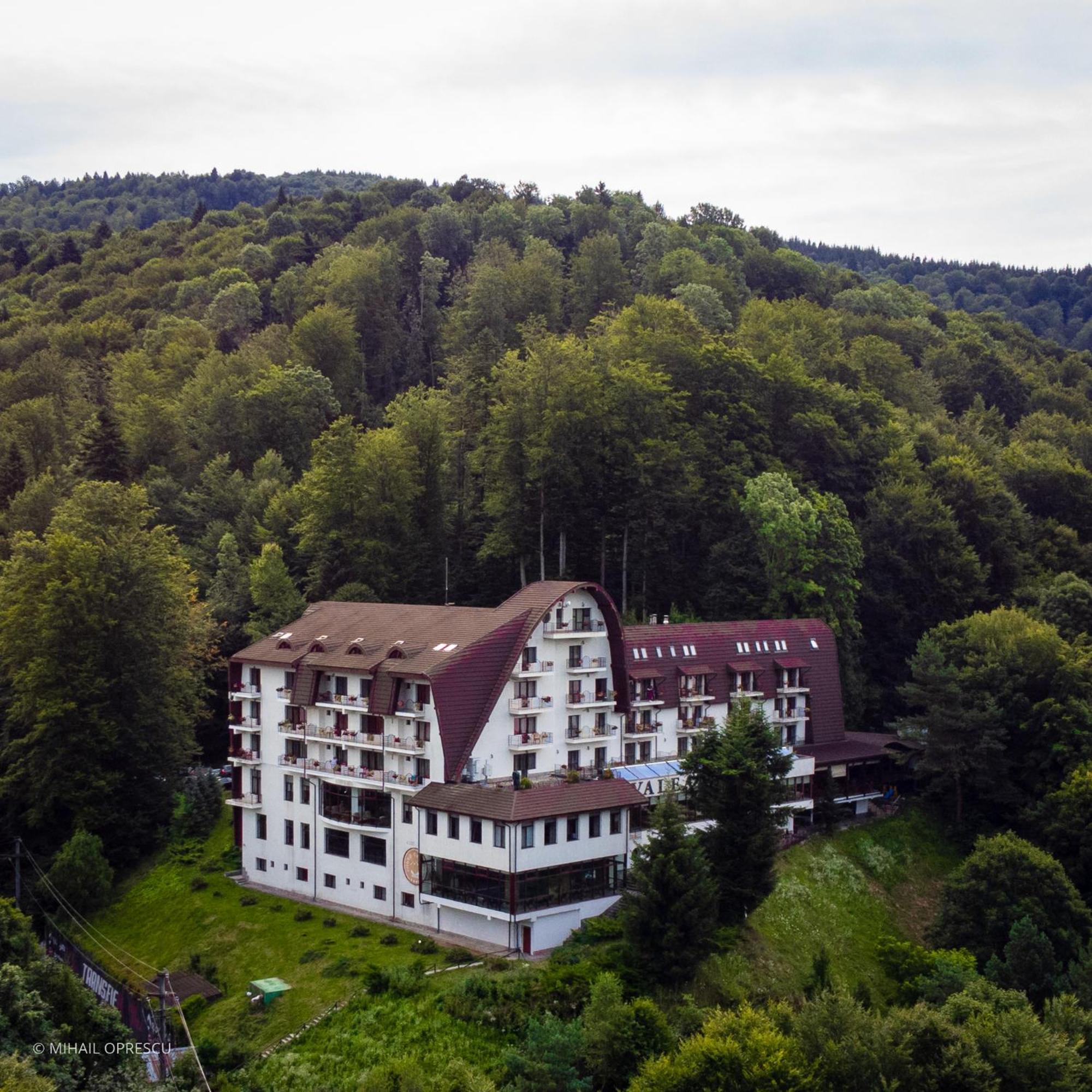 Hotel Valea Cu Pesti Căpăţîneni-Ungureni Zewnętrze zdjęcie
