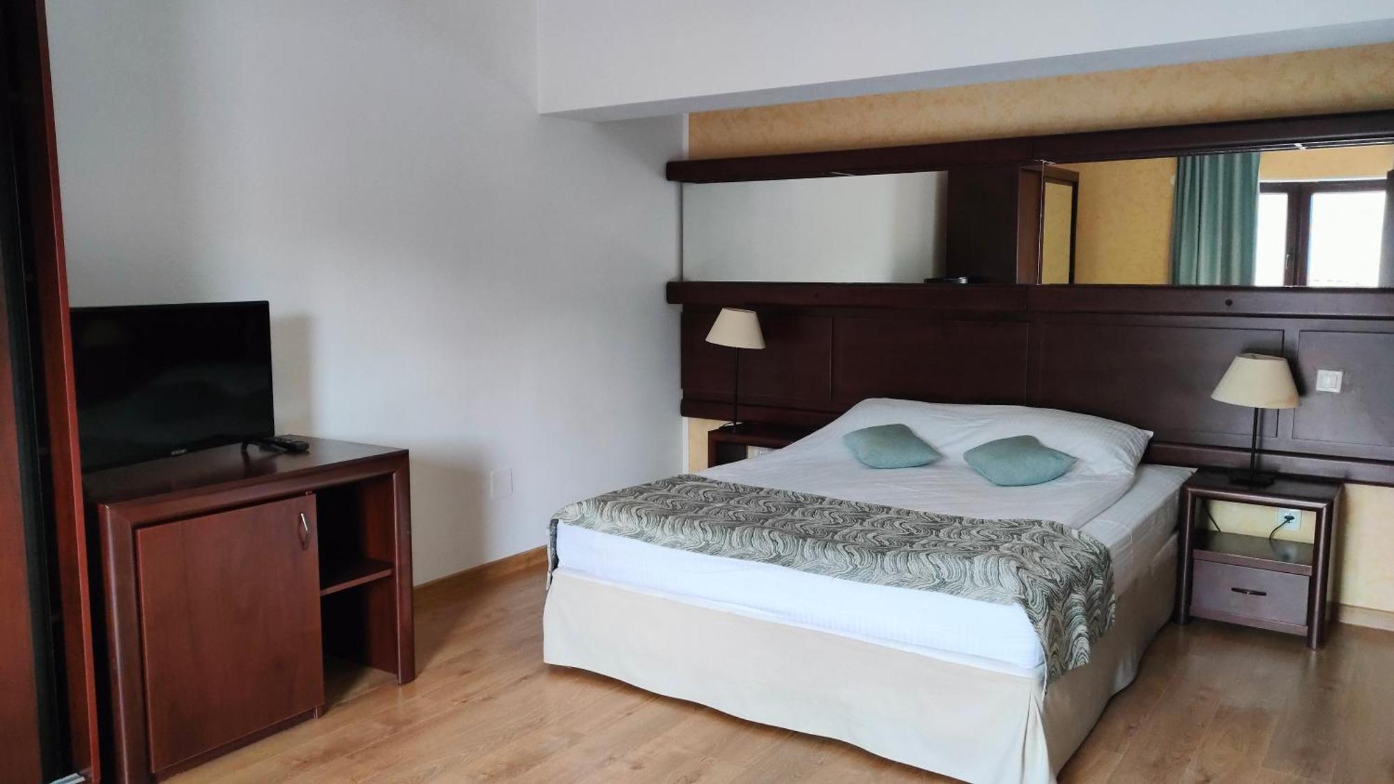 Hotel Valea Cu Pesti Căpăţîneni-Ungureni Zewnętrze zdjęcie