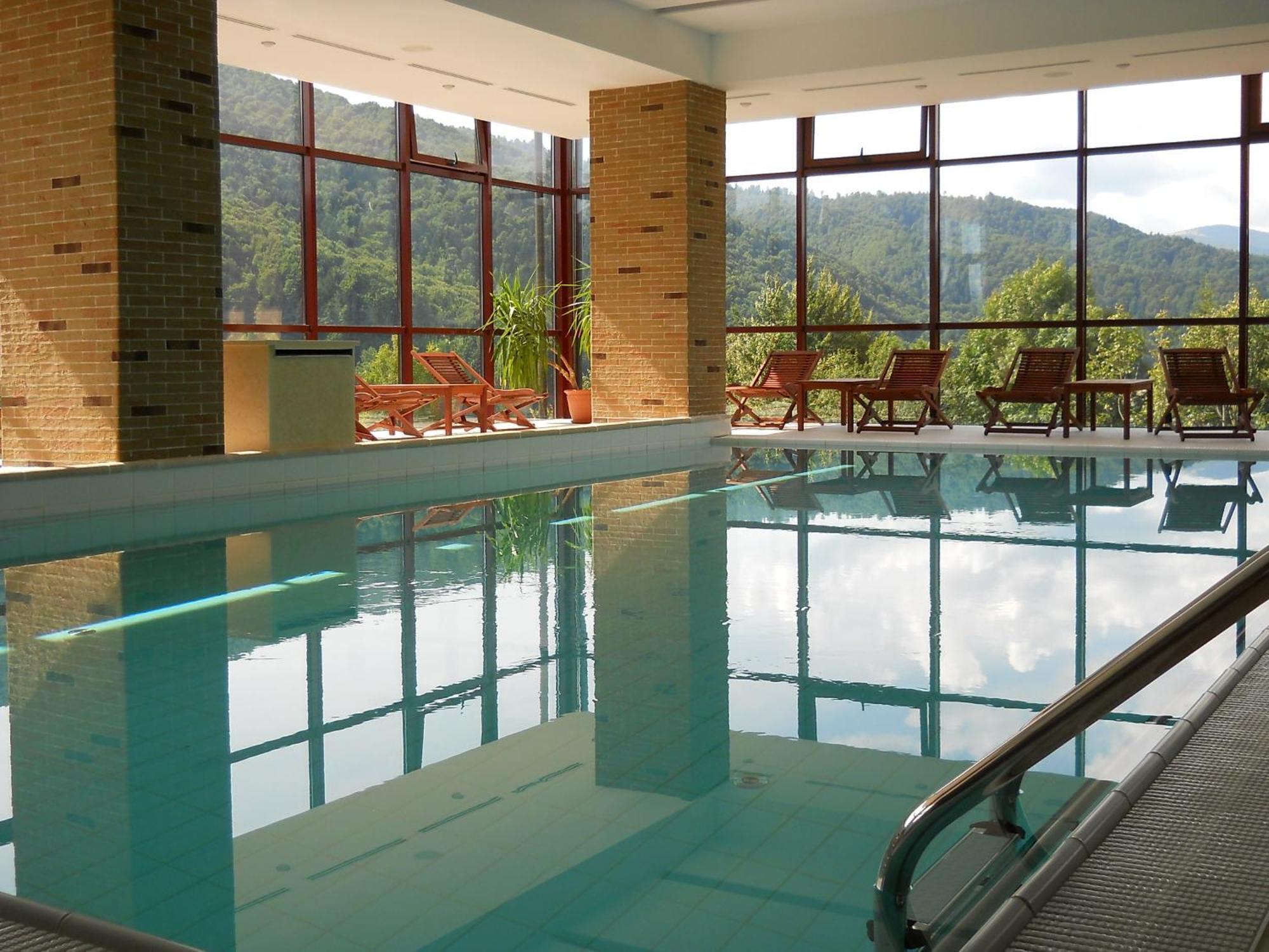 Hotel Valea Cu Pesti Căpăţîneni-Ungureni Zewnętrze zdjęcie